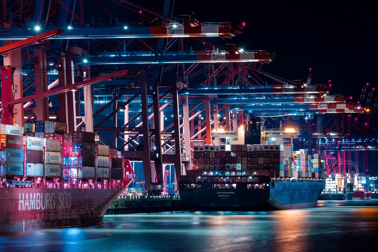 Shipping & Logistics